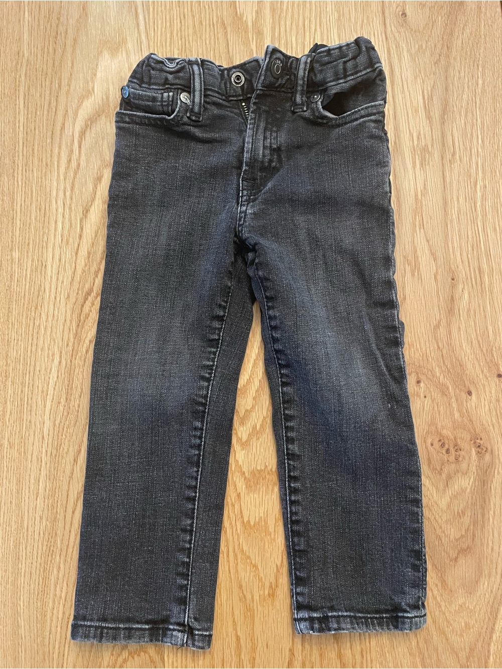 GAP Men’s Slim Straight Jeans - Washed Black